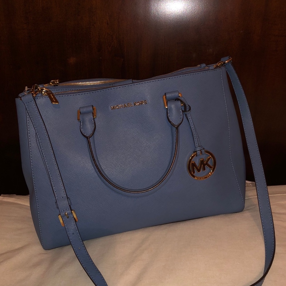 Purse - Picture 2 of 2